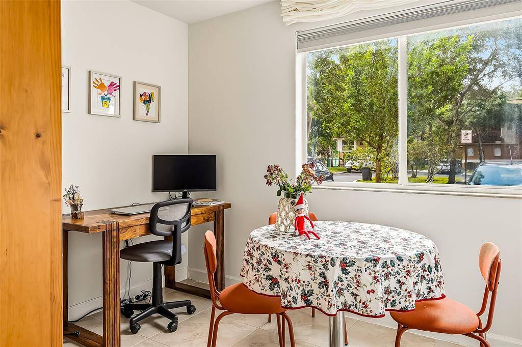 Plantation, FL 33324,787 NW 91st Ter