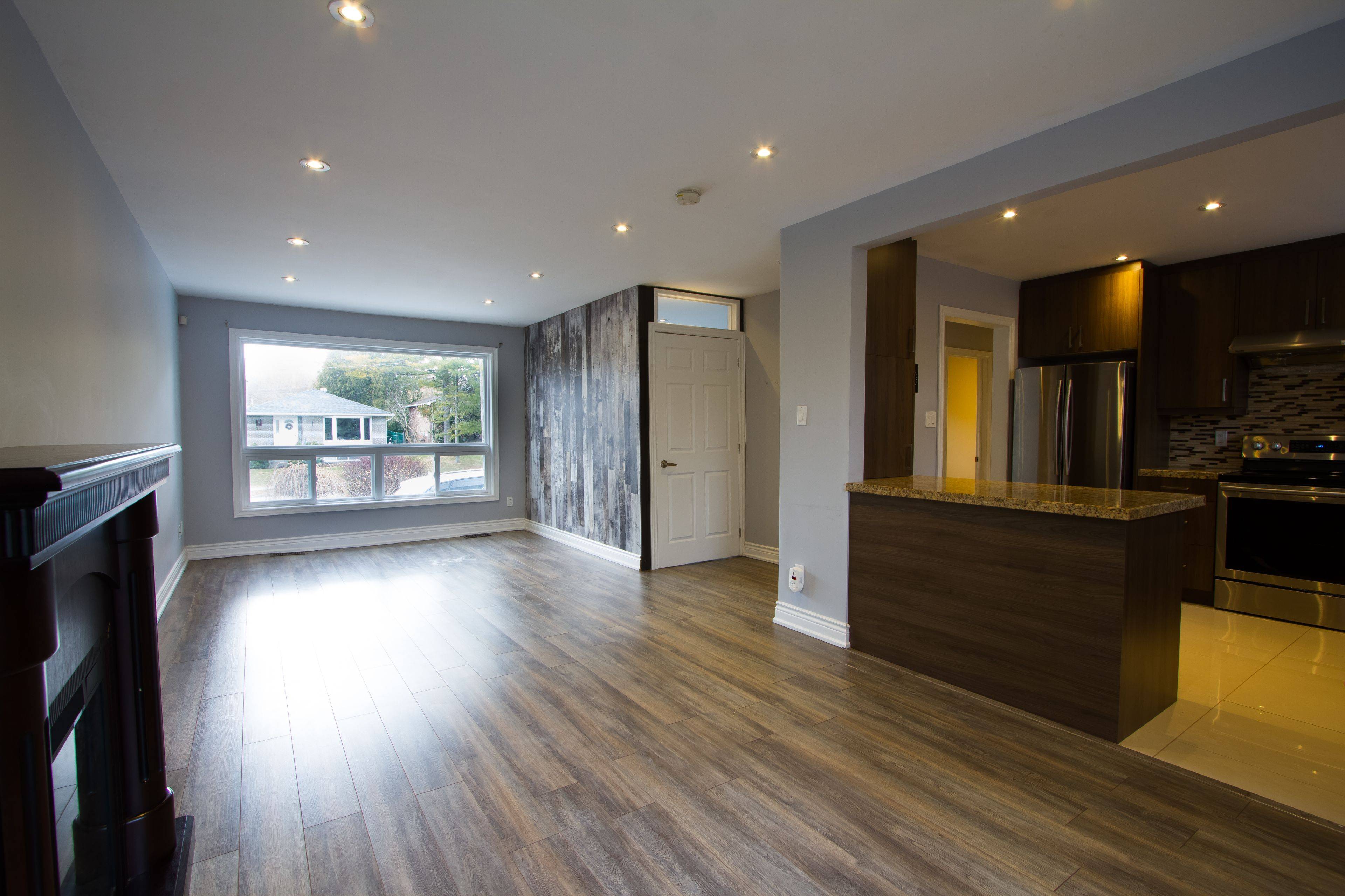 Aurora, ON L4G 3E8,40 Foreht CRES #Main