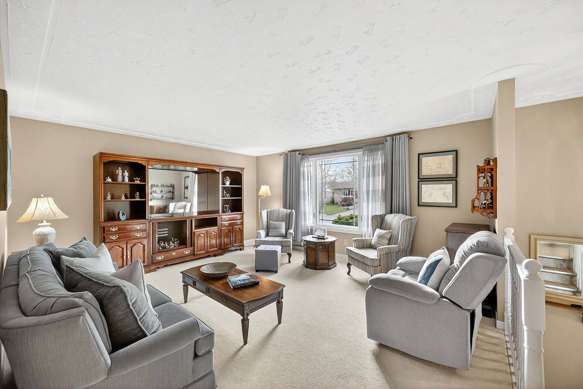 Lincoln, ON L3J 0A2,5083 Hartwood AVE