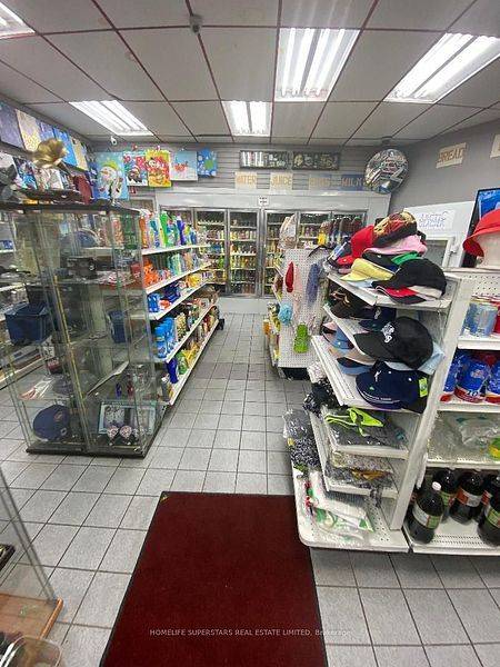 St. Catharines, ON L2N 1C2,359 Carlton ST E