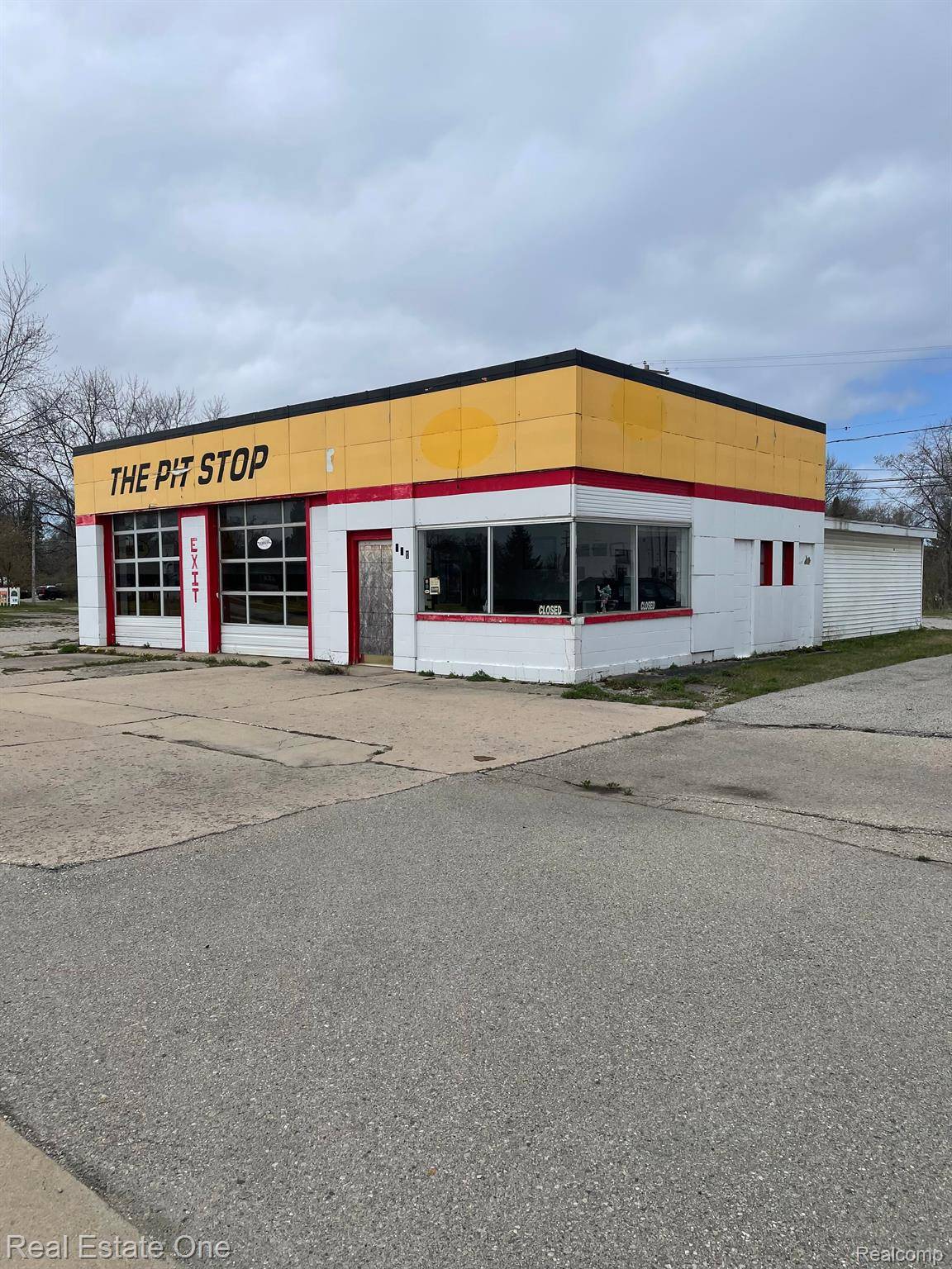 421 N STATE ST, Oscoda Charter Township, MI 48750