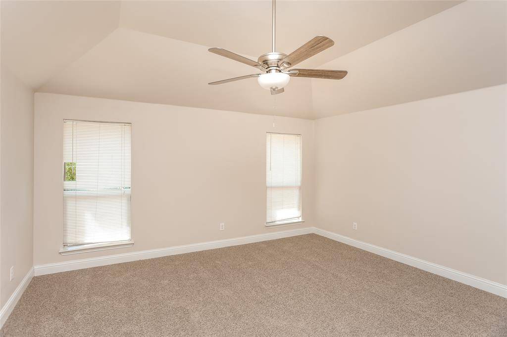 Desoto, TX 75115,1229 Granada Drive