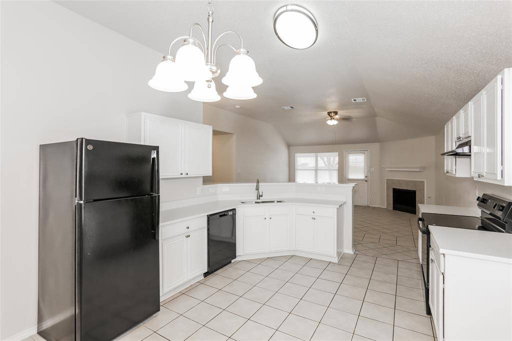 Fort Worth, TX 76140,213 Prairie Gulch Drive