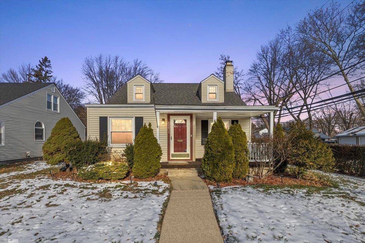 Saint Clair Shores, MI 48080,21831 California ST