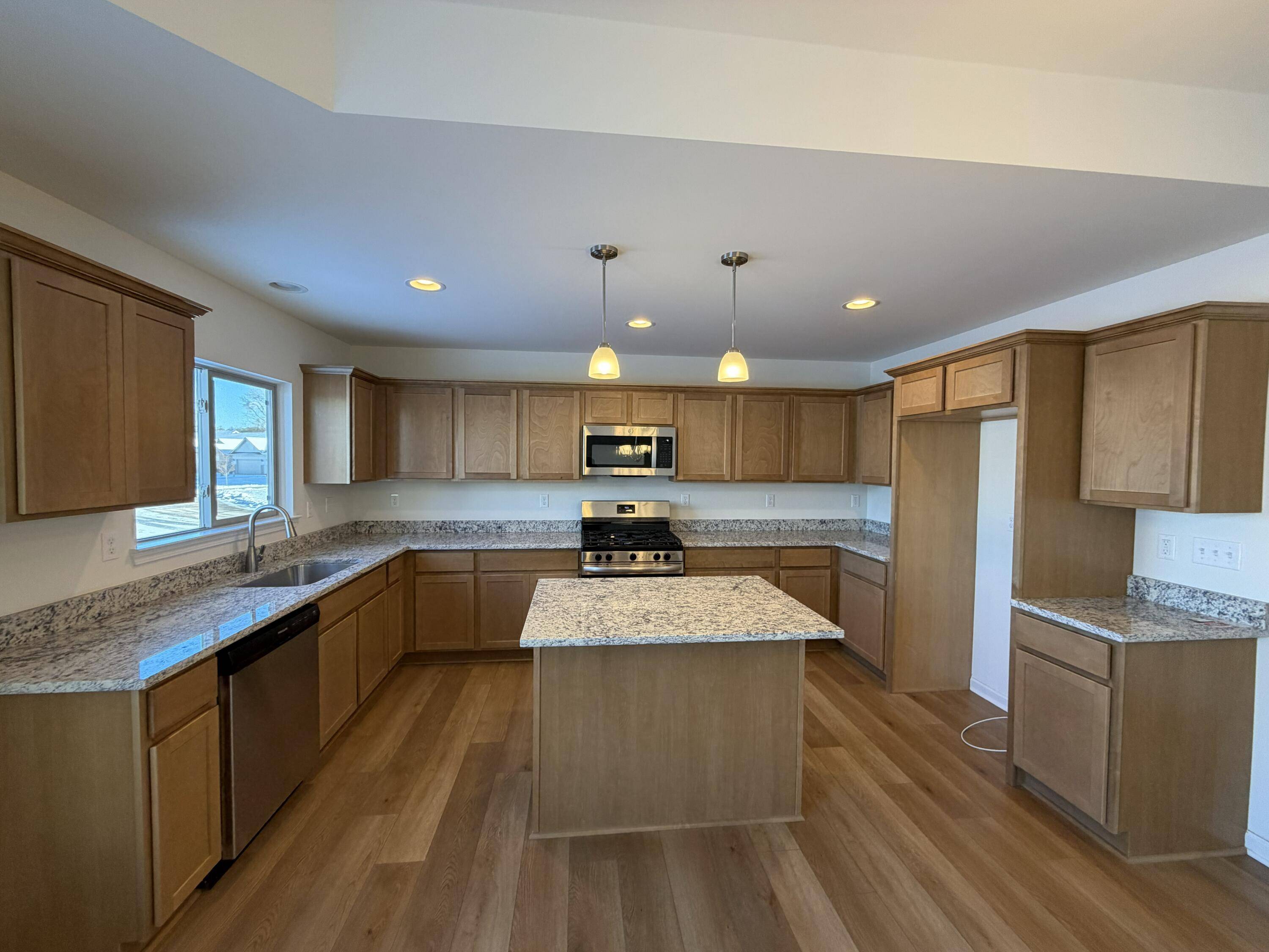 Burton, MI 48509,5391 SWAN LN