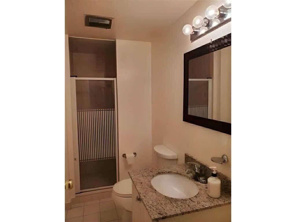 Toronto C15, ON M2H 2B2,75 Mcnicoll AVE #basement