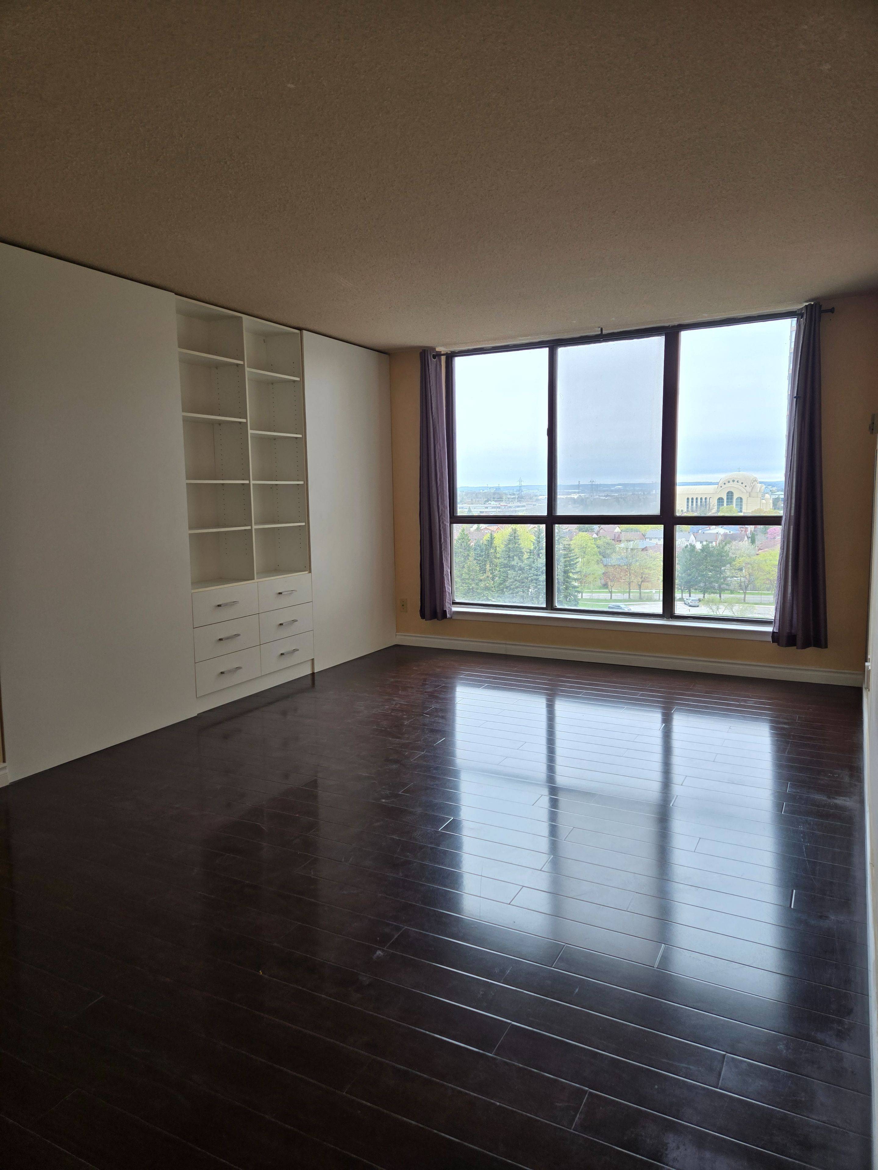 Toronto E05, ON M1W 3W1,75 Bamburgh CIR #928