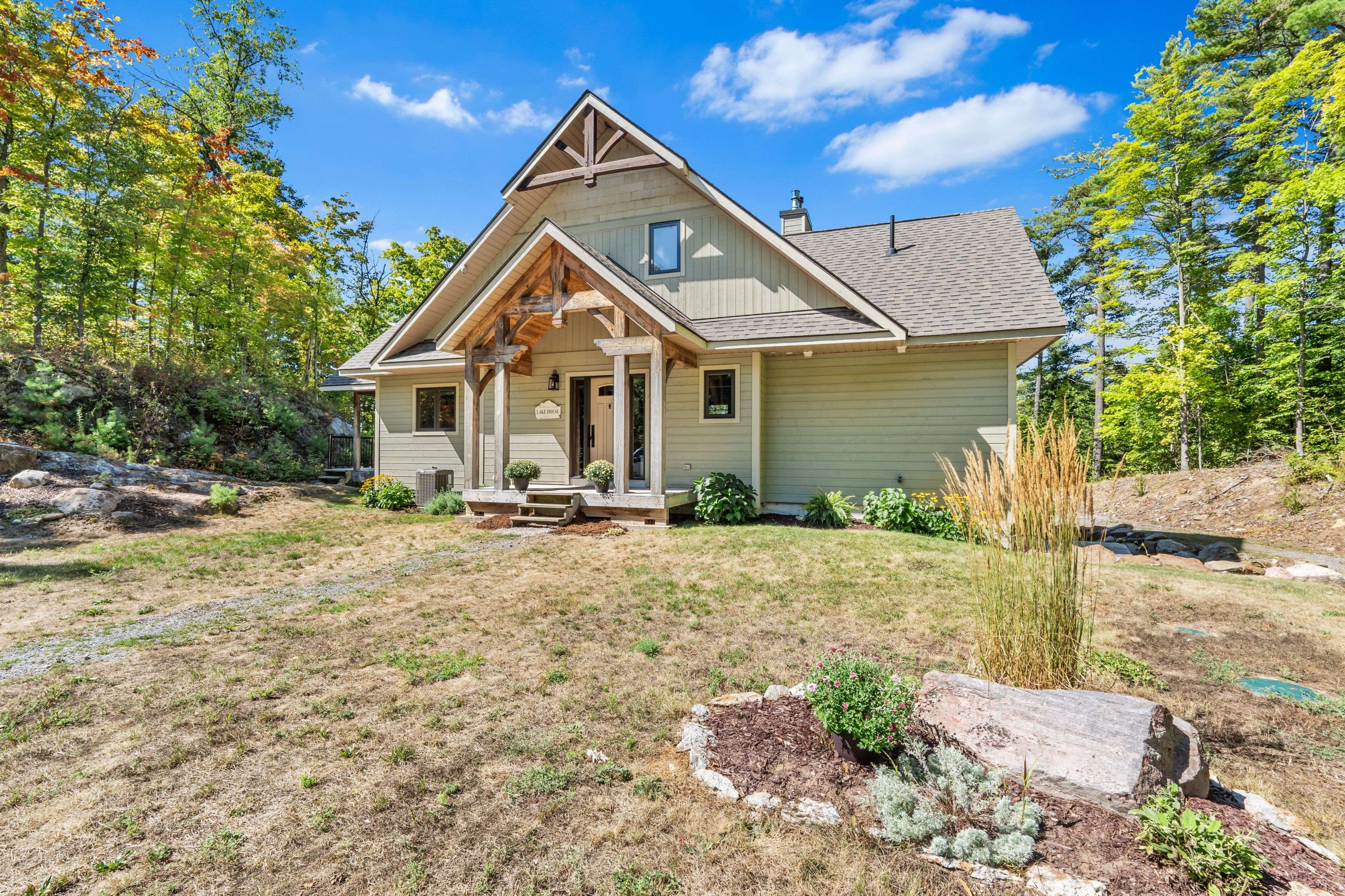 Front Of Leeds & Seeleys Bay, ON K0H 2N0,840 Longs LN