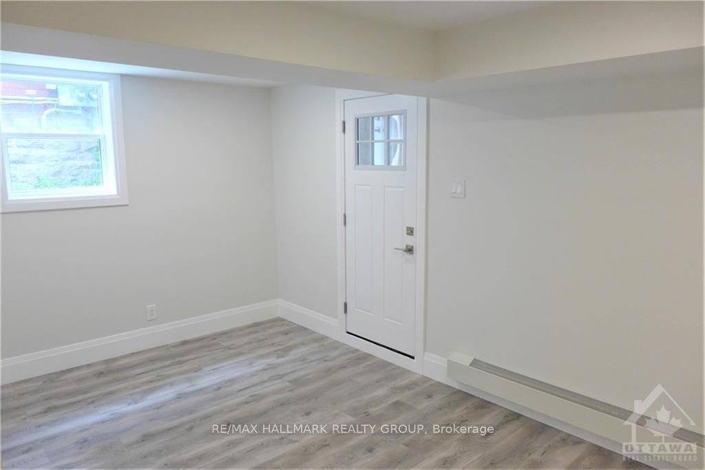 New Edinburgh - Lindenlea, ON K1M 2C3,375 MacKay ST #6