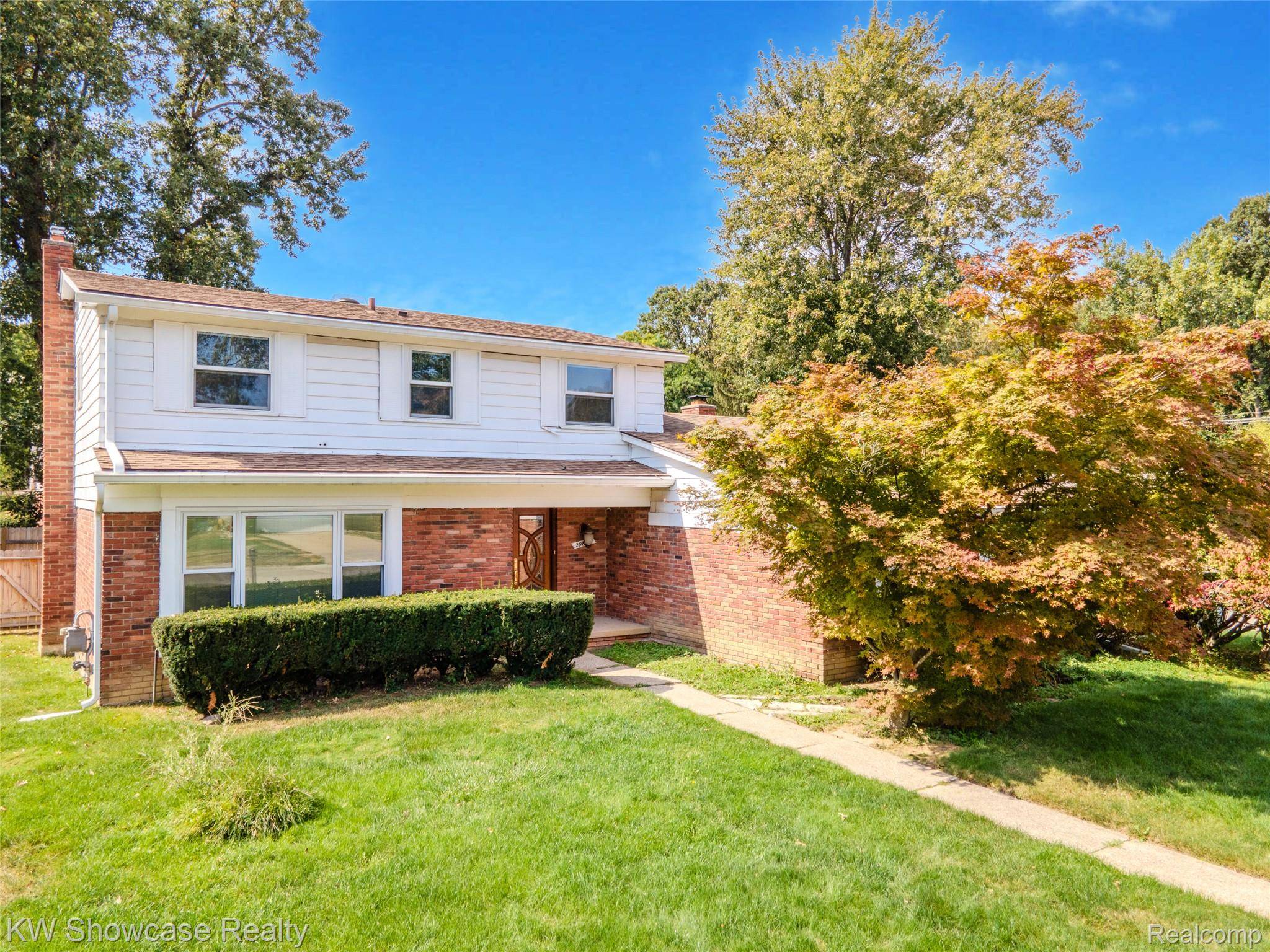 Southfield, MI 48076,29809 N Bedford ST