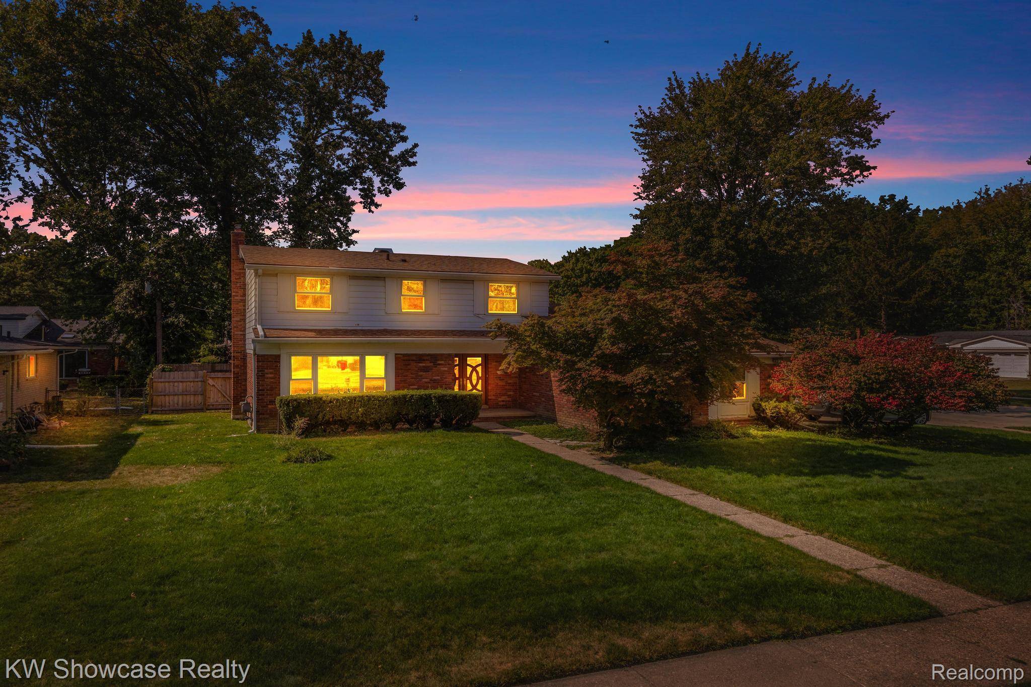 Southfield, MI 48076,29809 N Bedford ST