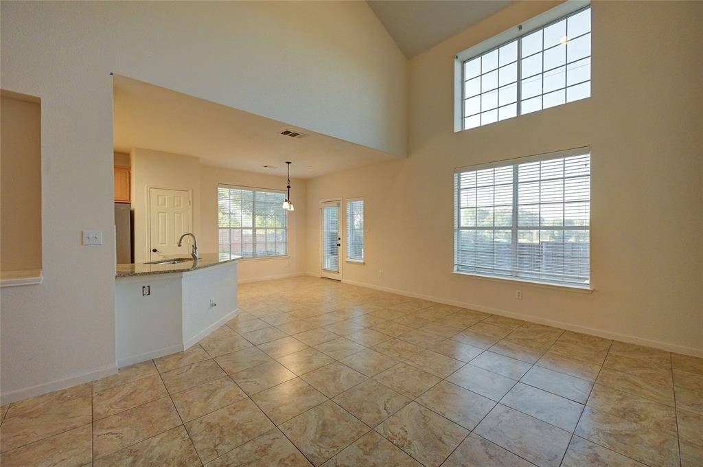 Plano, TX 75024,4567 Woodsboro Lane