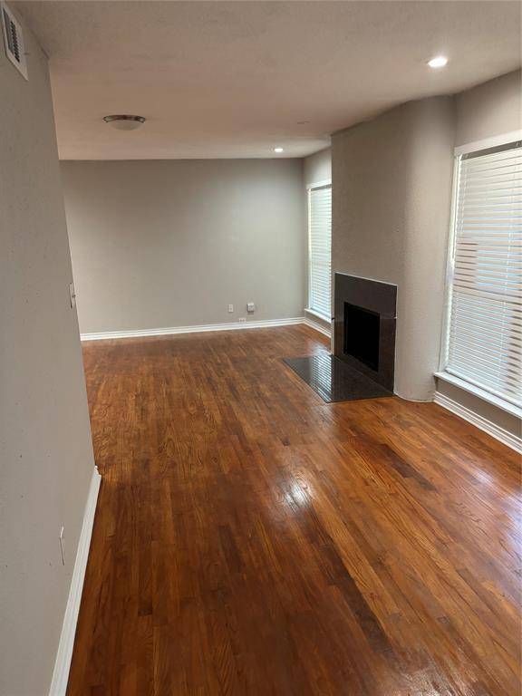 Dallas, TX 75219,3314 Douglas Avenue #102D