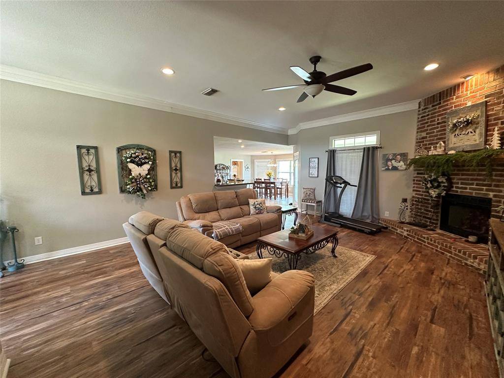 Robinson, TX 76706,394 Sunland Park