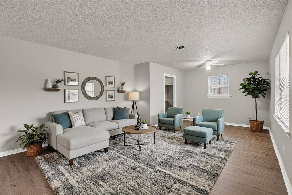 Dallas, TX 75241,5447 Singing Hills Drive