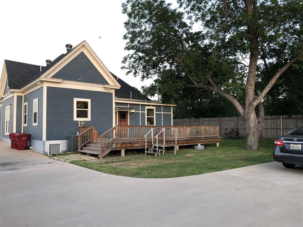 Farmersville, TX 75442,602 S Main Street