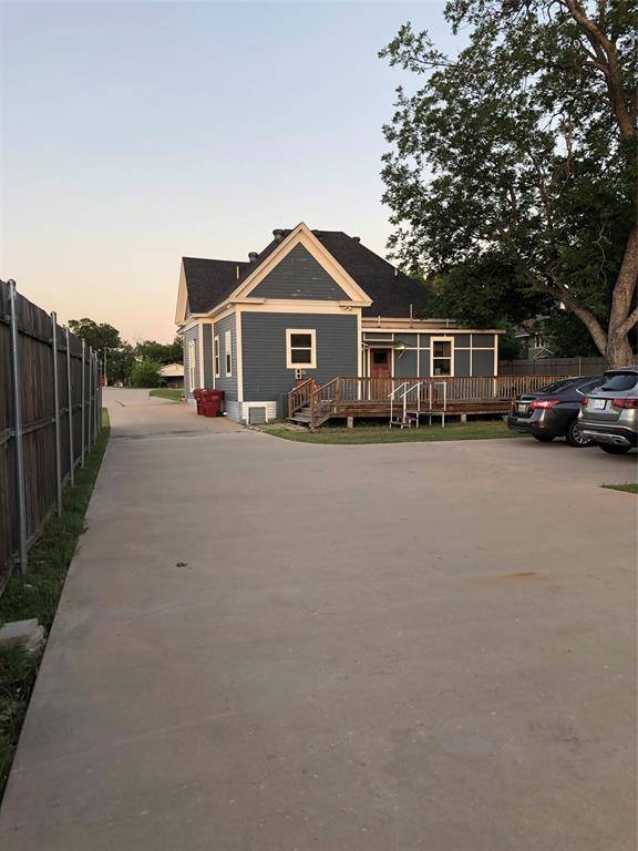 Farmersville, TX 75442,602 S Main Street