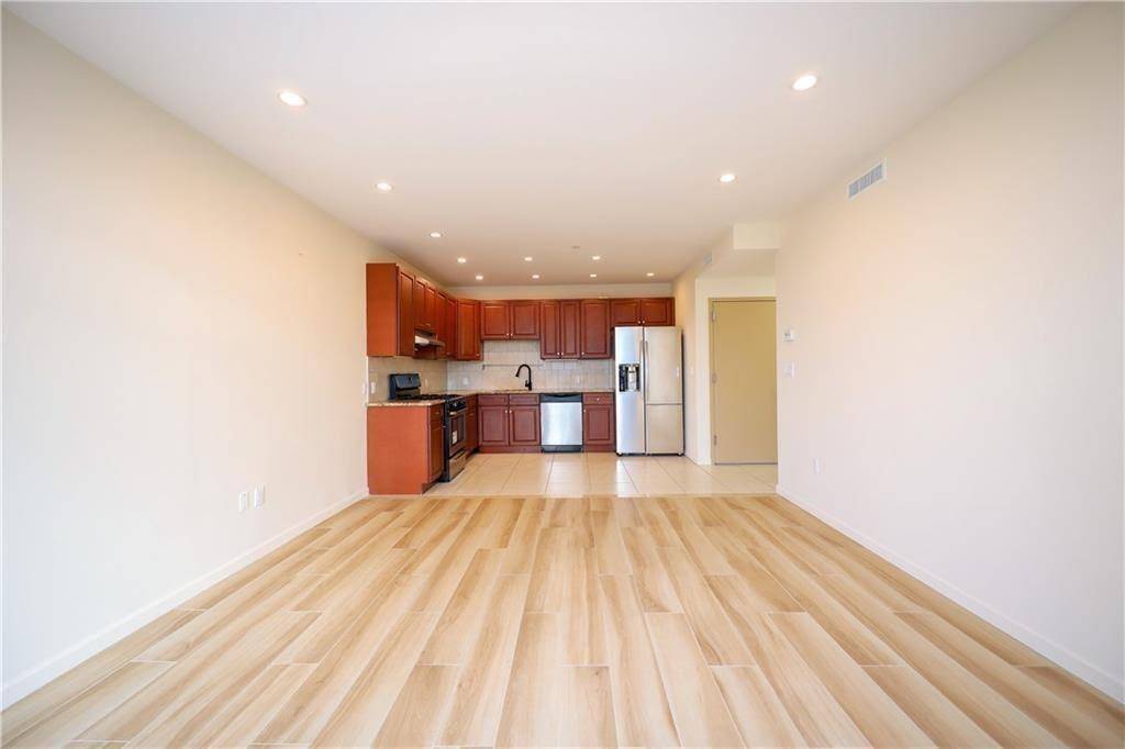 Brooklyn, NY 11225,2818 West 17th ST #1B