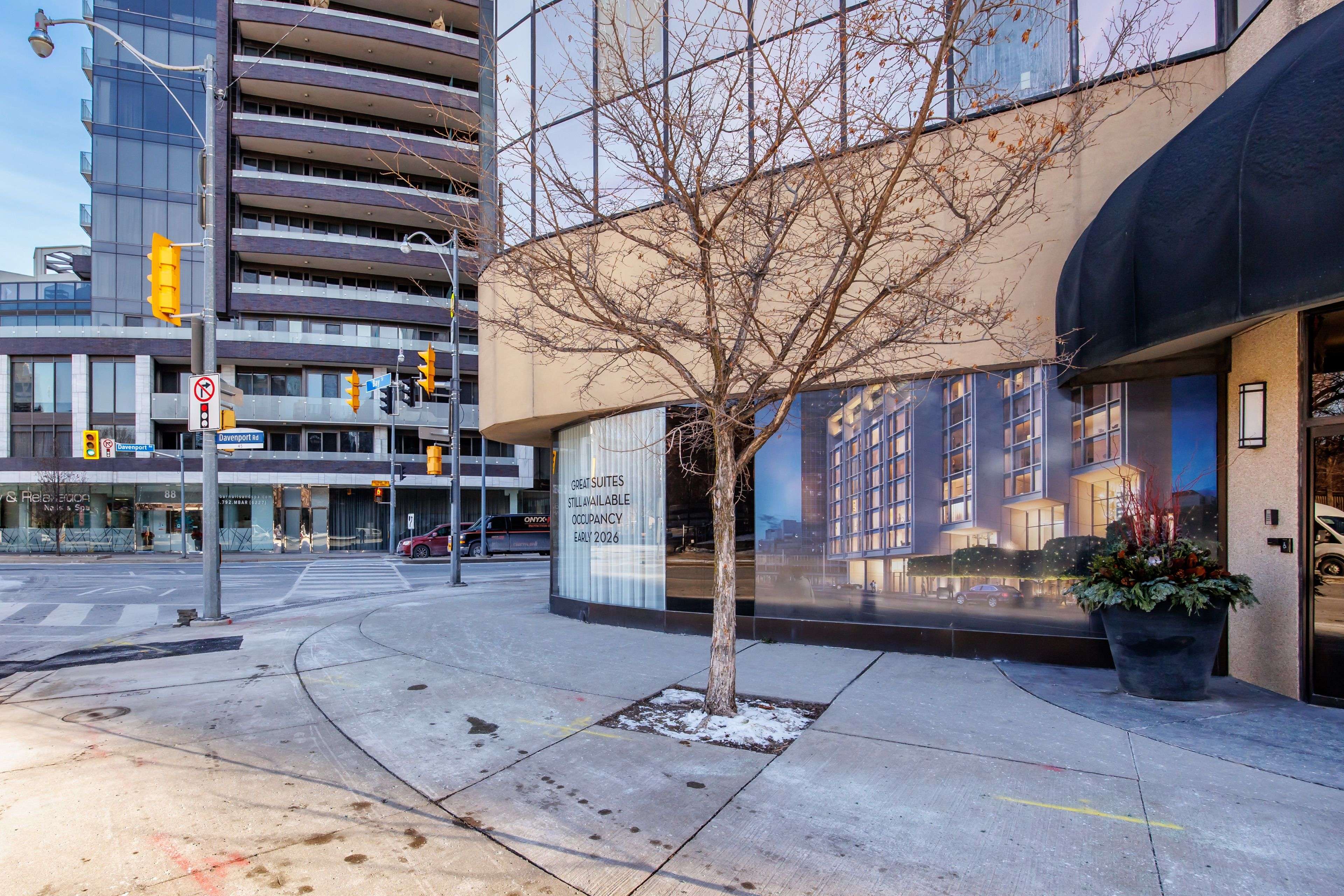 Toronto C02, ON M5R 2C4,1333 Bay ST