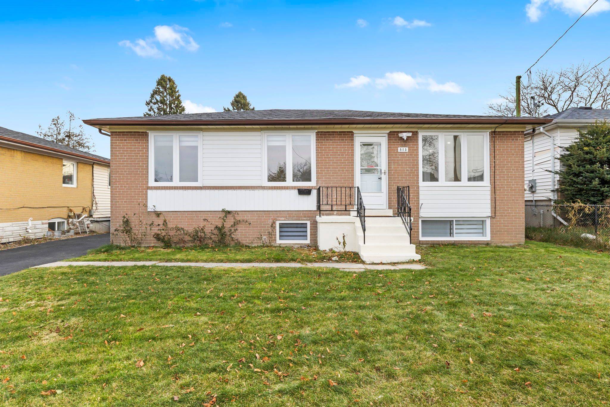 Oshawa, ON L1J 1E1,513 Monteith AVE