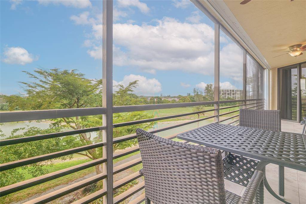 Lauderhill, FL 33319,7400 Radice Ct #407