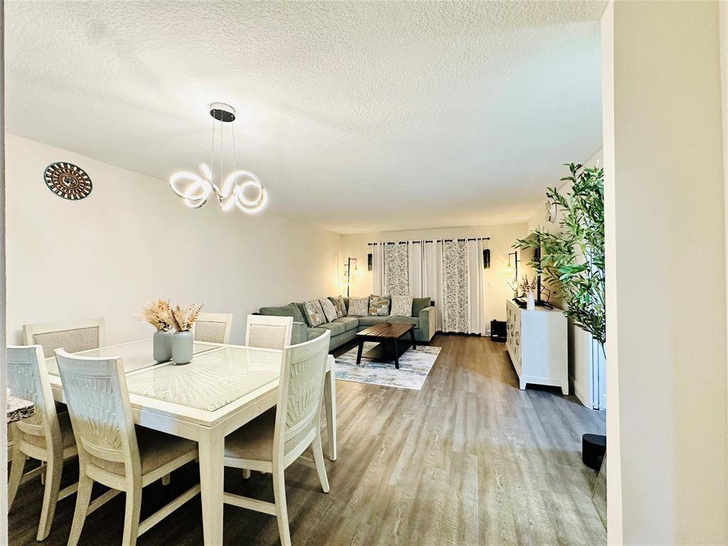 Pompano Beach, FL 33069,2200 S Cypress Bend Dr #802