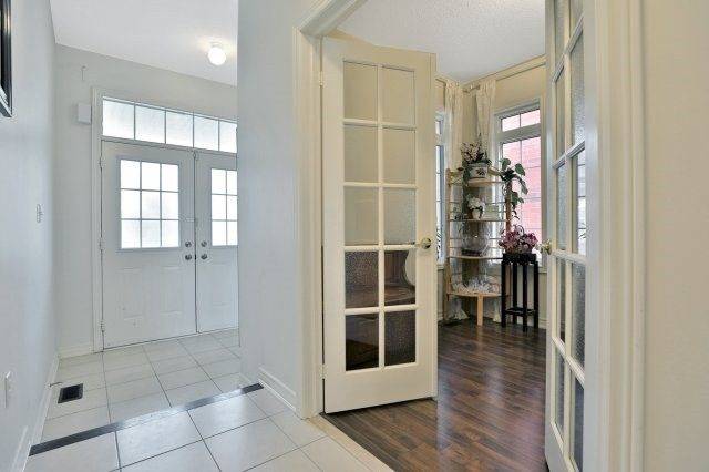 Milton, ON L9T 7Y1,470 Harkin PL