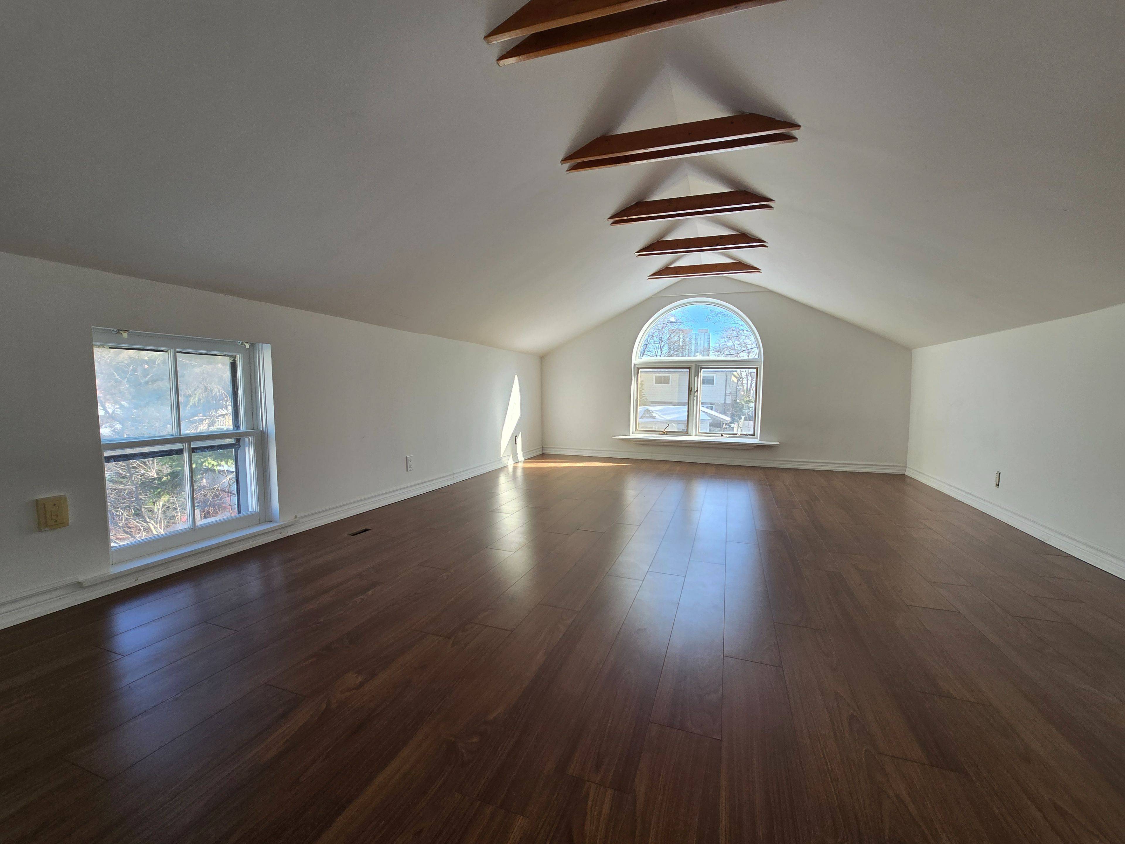 Brampton, ON L6X 1J3,43 David ST