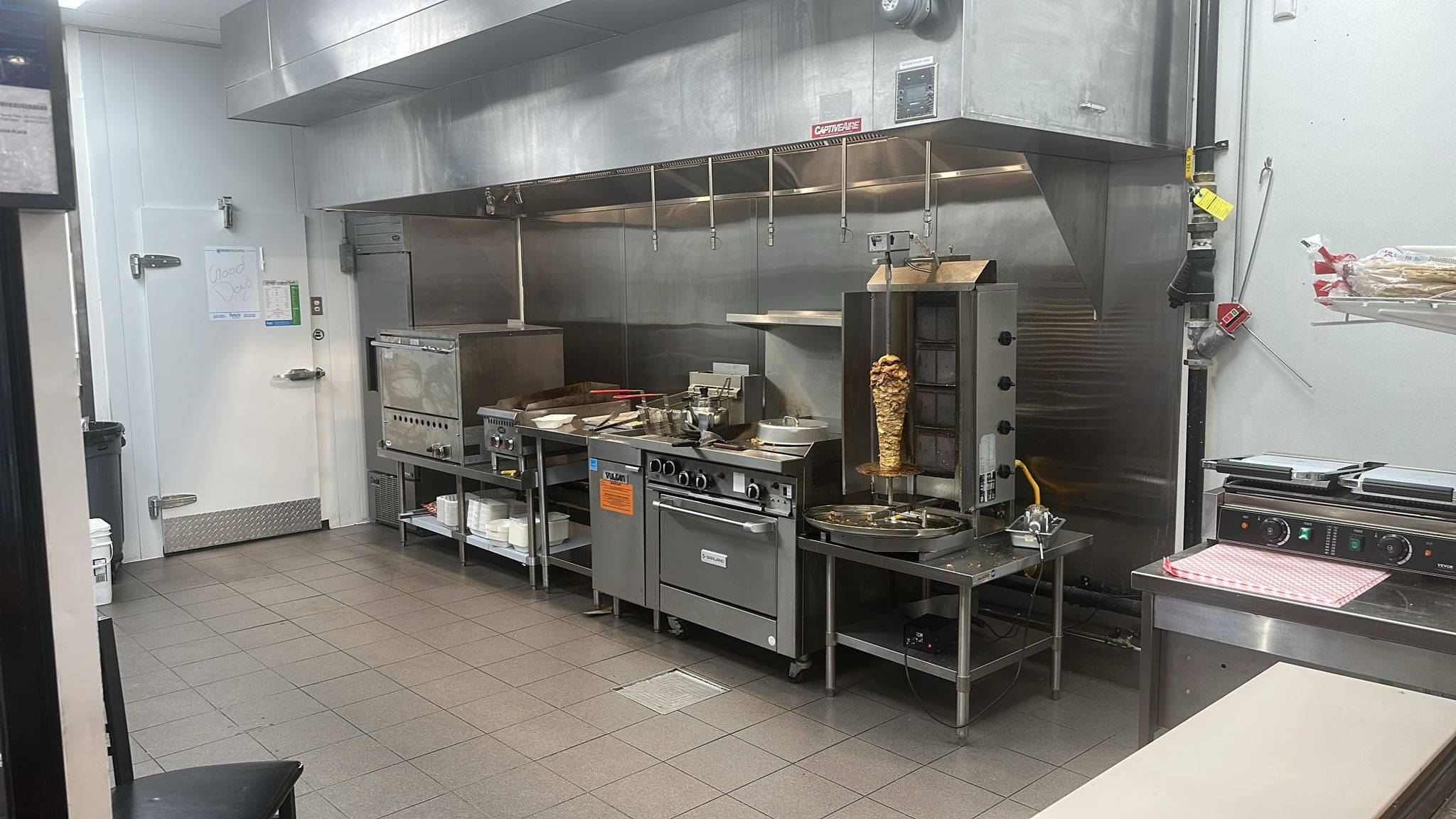 Toronto W04, ON M9N 0A3,2013 Lawrence AVE W #A2