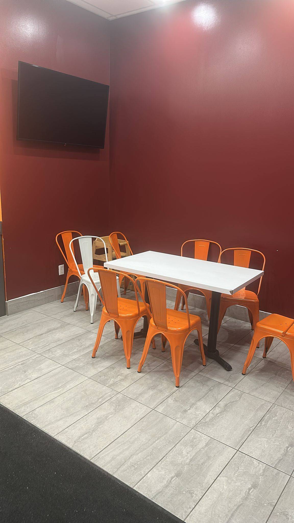 Toronto W04, ON M9N 0A3,2013 Lawrence AVE W #A2