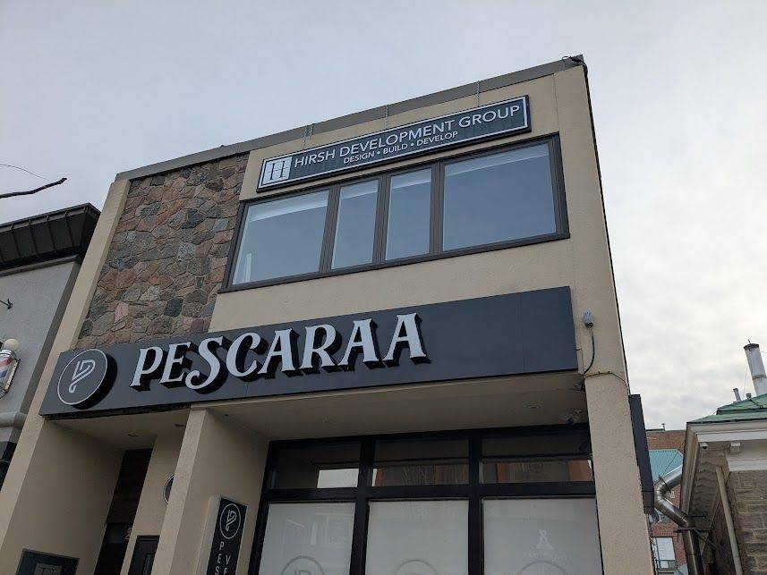 Oakville, ON L6J 1H8,220 Lakeshore RD E