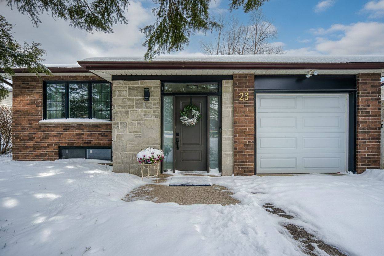 Erin, ON N0B 1T0,23 Carberry RD