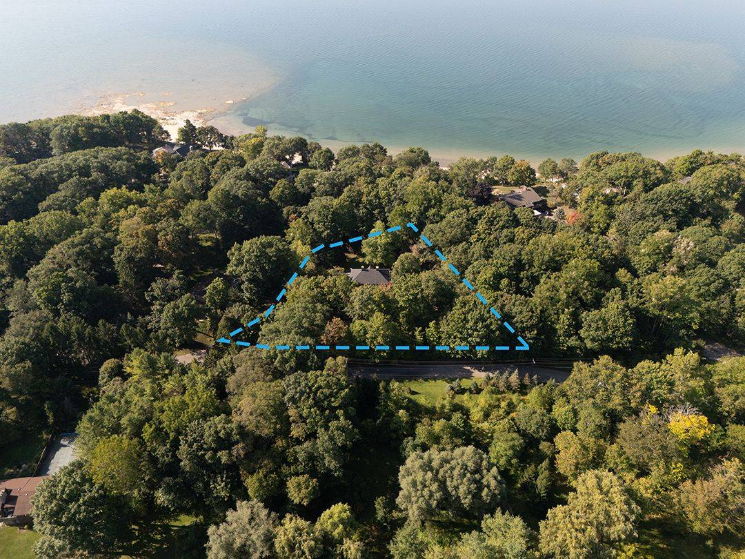 Wainfleet, ON L3K 5V4,10187 Lakeshore RD W