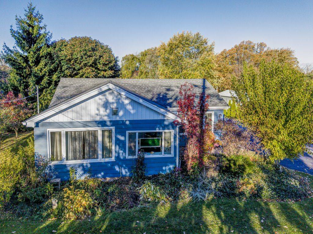 Grimsby, ON L3M 4E7,120 Woolverton RD