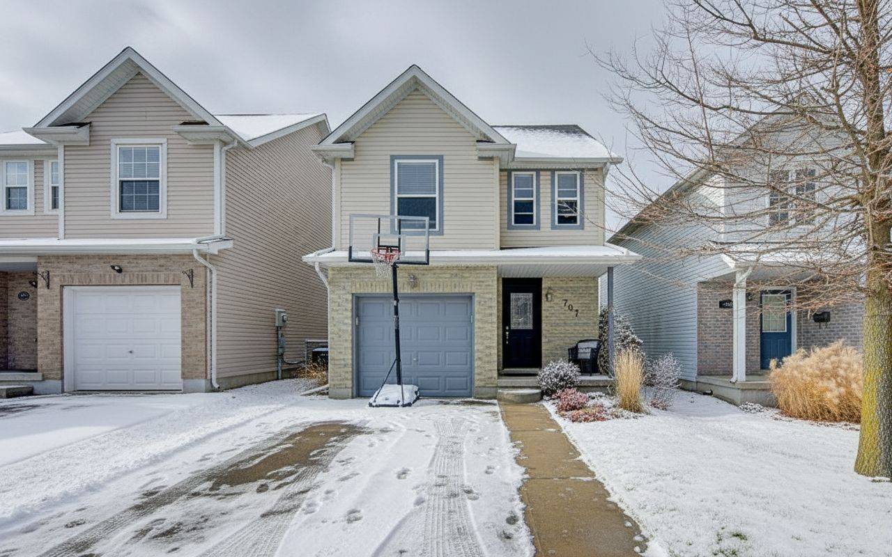 Waterloo, ON N2T 2X9,707 Paris BLVD