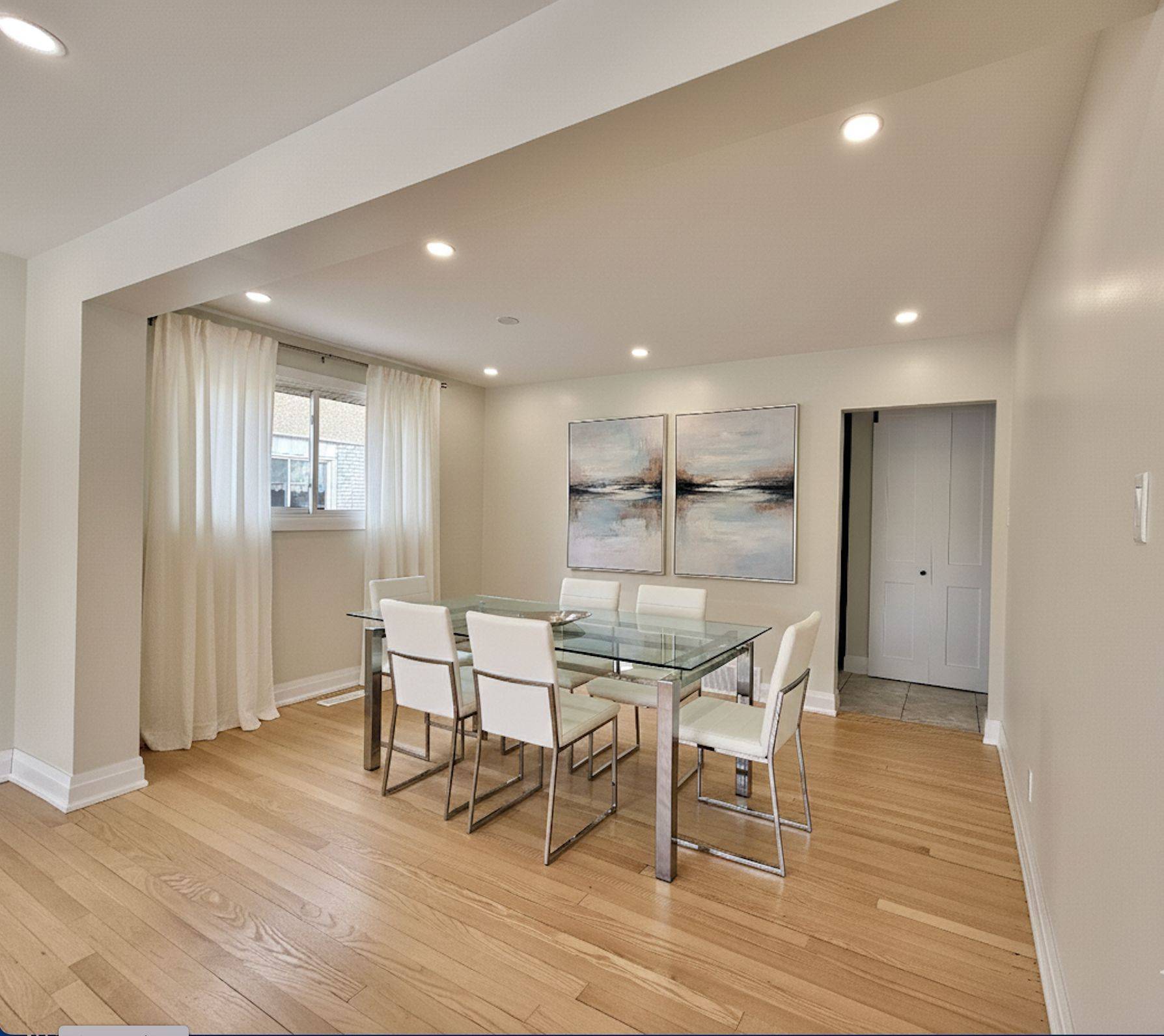 Mooneys Bay - Carleton Heights And Area, ON K2C 0J3,973 Eiffel AVE