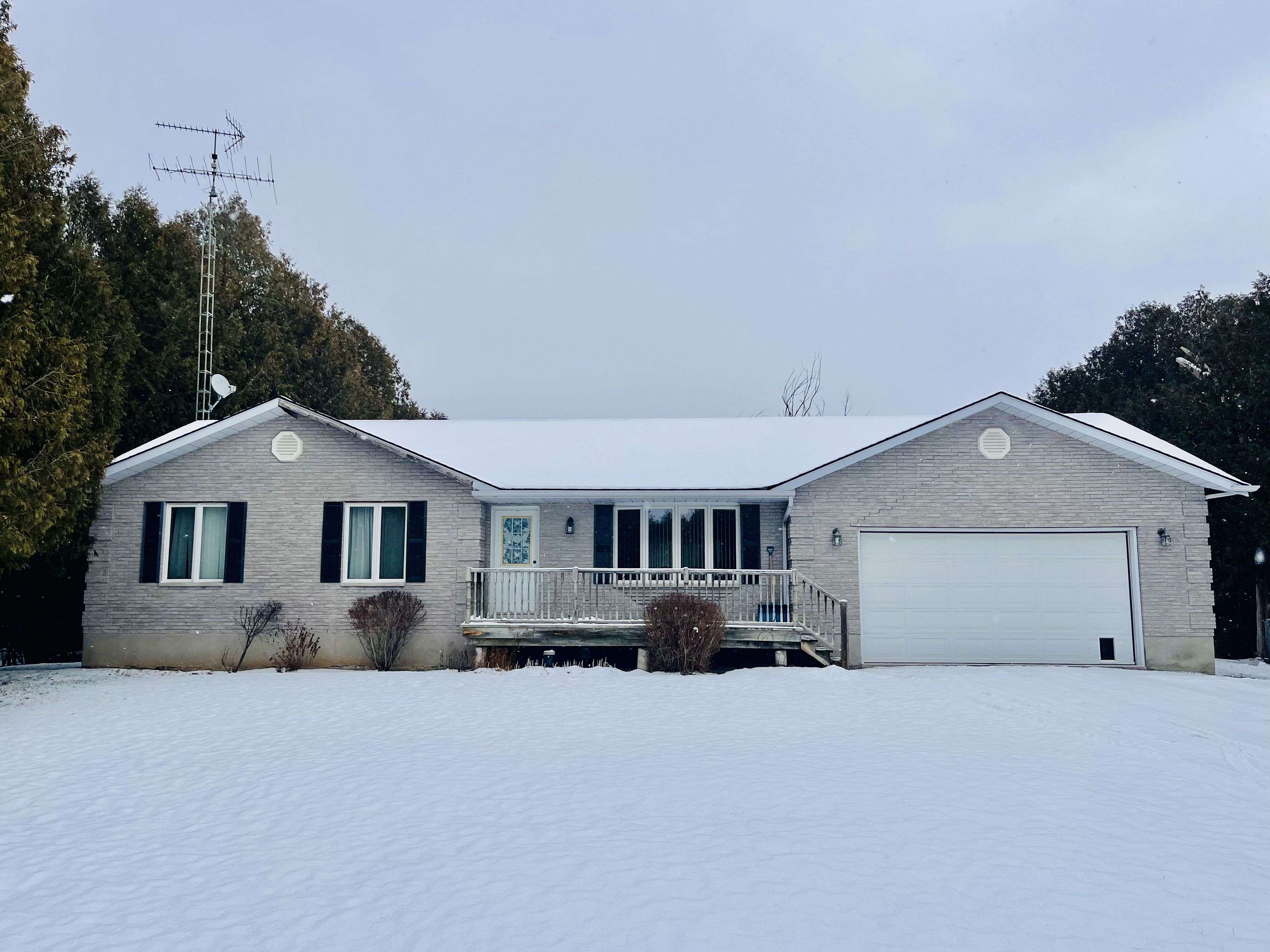 Tyendinaga, ON K8N 4Z6,3320 Shannonville RD