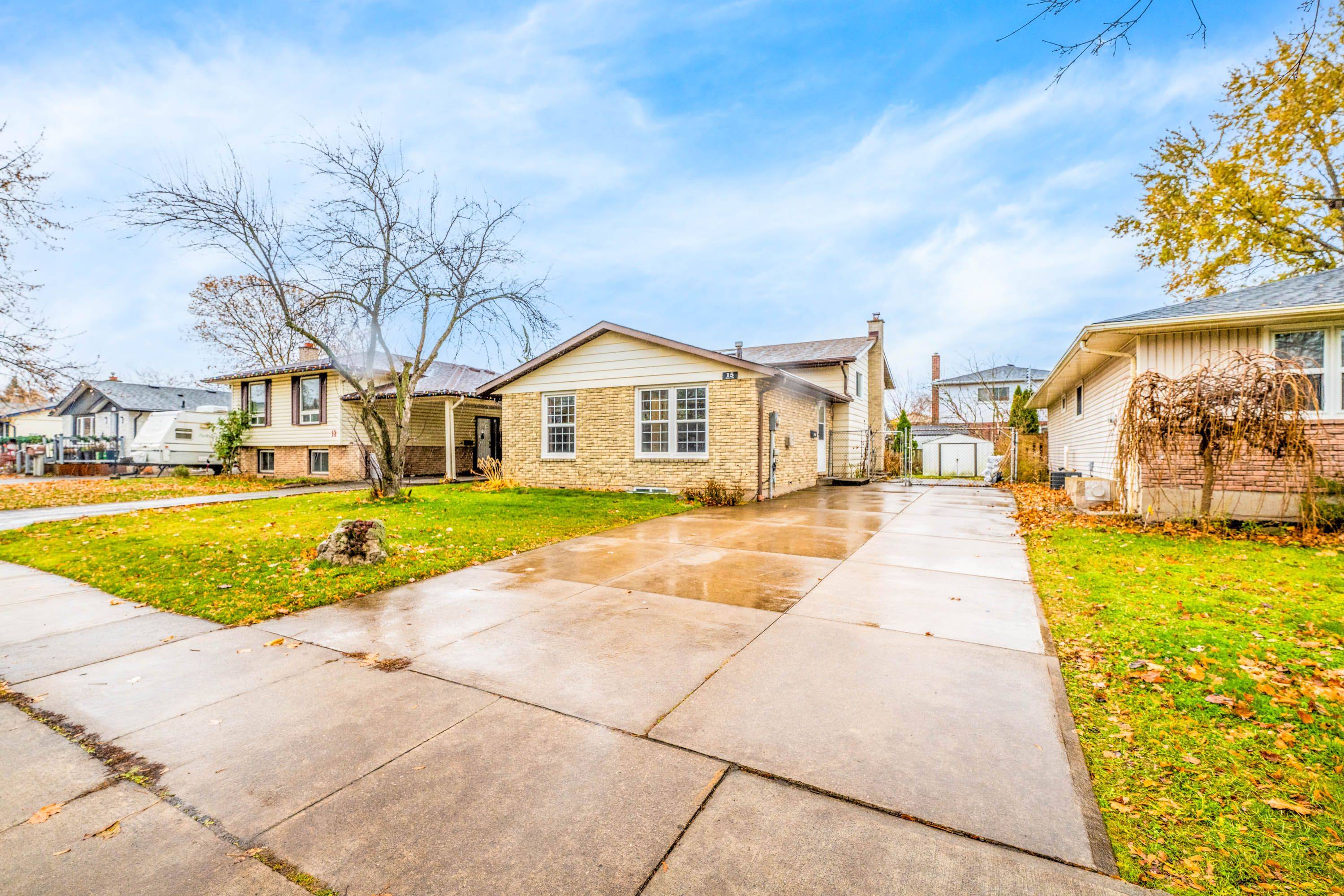 Thorold, ON L2V 4M6,15 Keefer RD