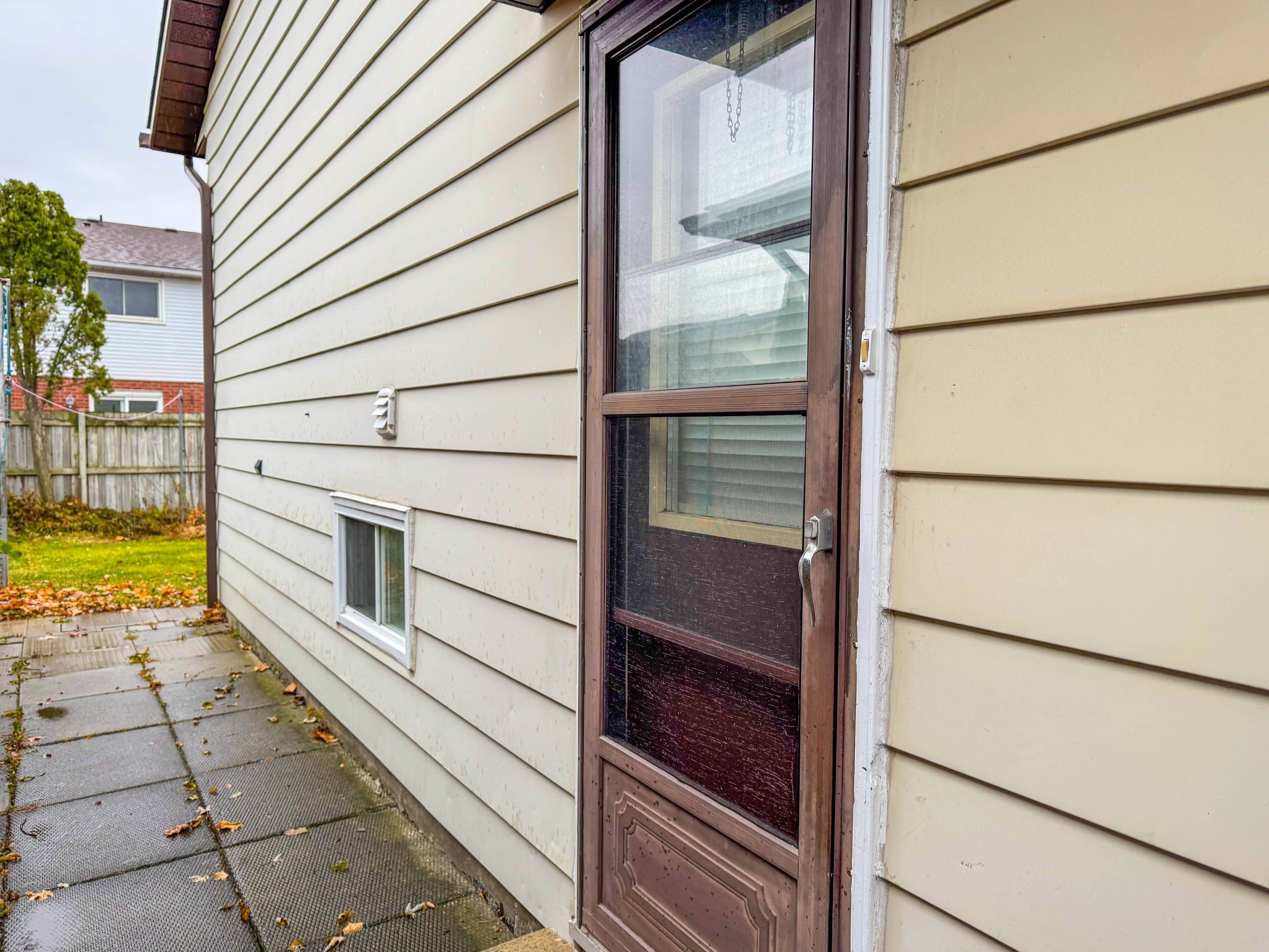 Thorold, ON L2V 4M6,15 Keefer RD