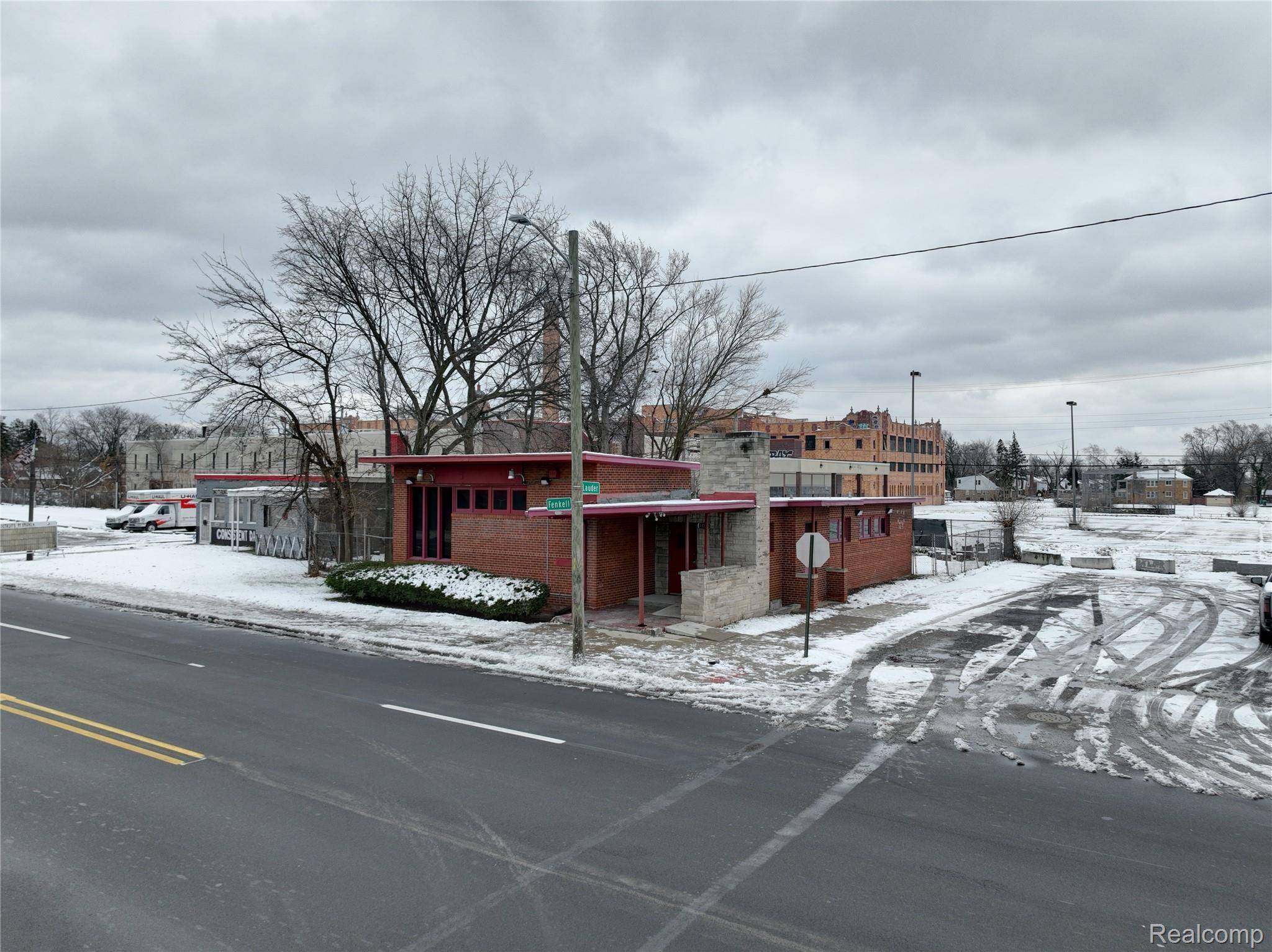 Detroit, MI 48227,14755 fenkell ST