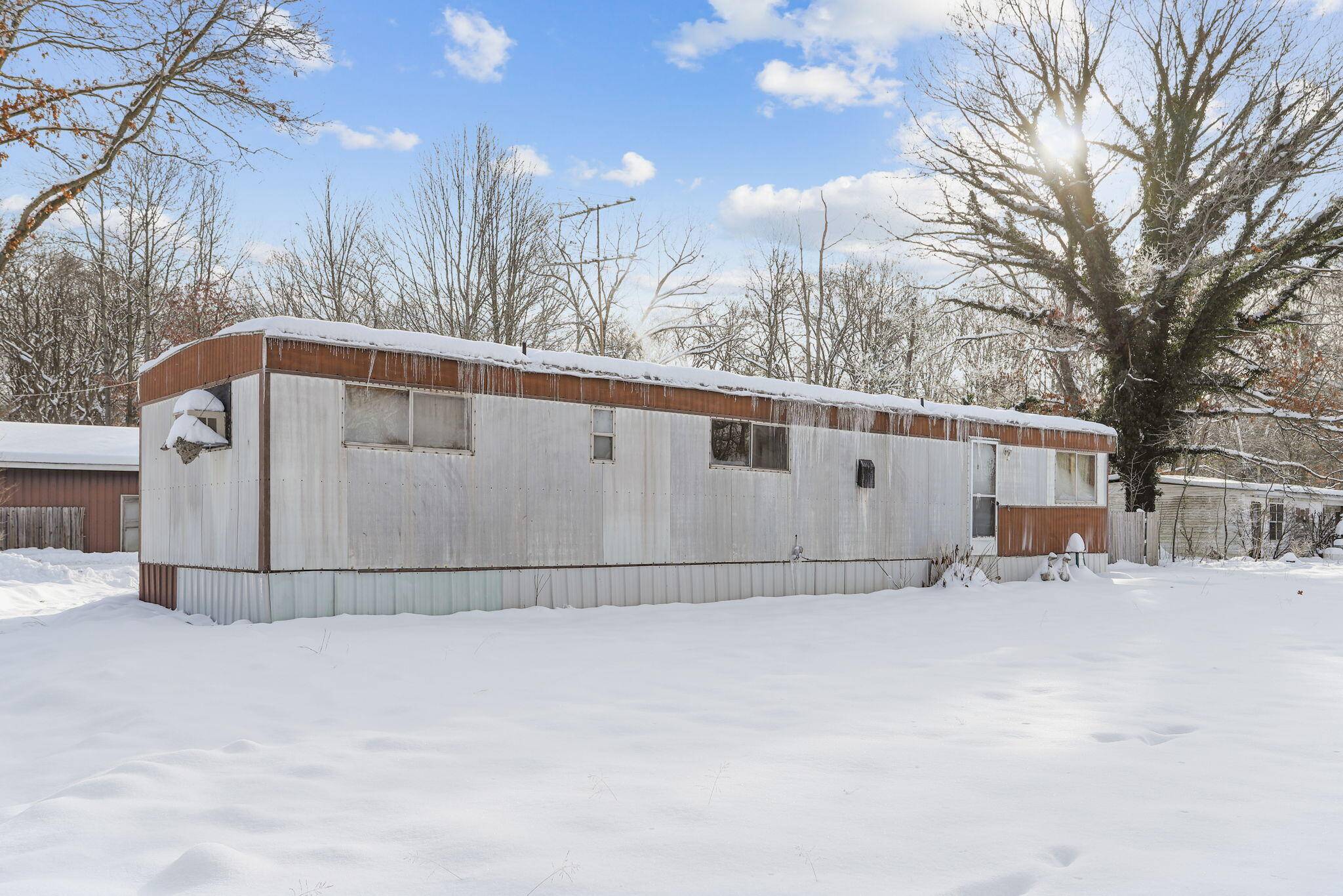 Fennville, MI 49408,1717 51st ST