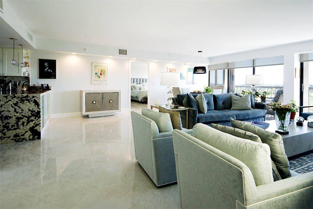 West Palm Beach, FL 33401,2450 Presidential Way #1006