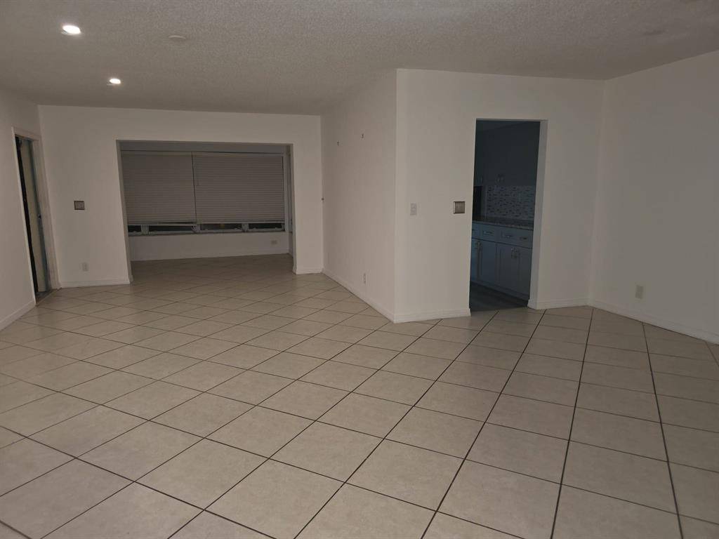 Delray Beach, FL 33484,5073 Lakefront Blvd #C