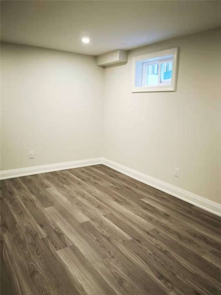 Markham, ON L3P 4J8,121 Stargell CRES #Lower