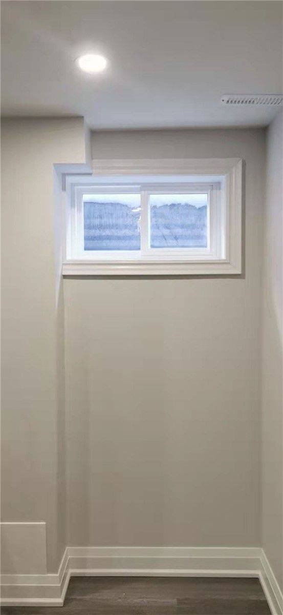 Markham, ON L3P 4J8,121 Stargell CRES #Lower