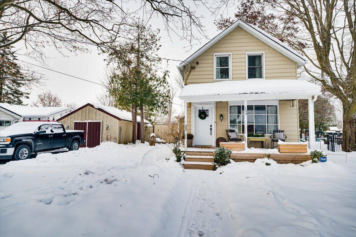 Uxbridge, ON L9P 1K2,133 Brock St E ST