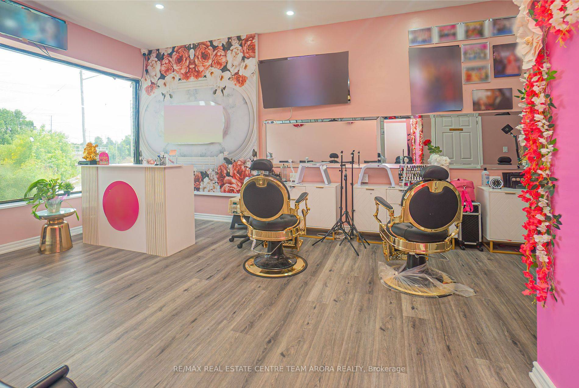 Mississauga, ON L4T 2G8,7060 Airport RD