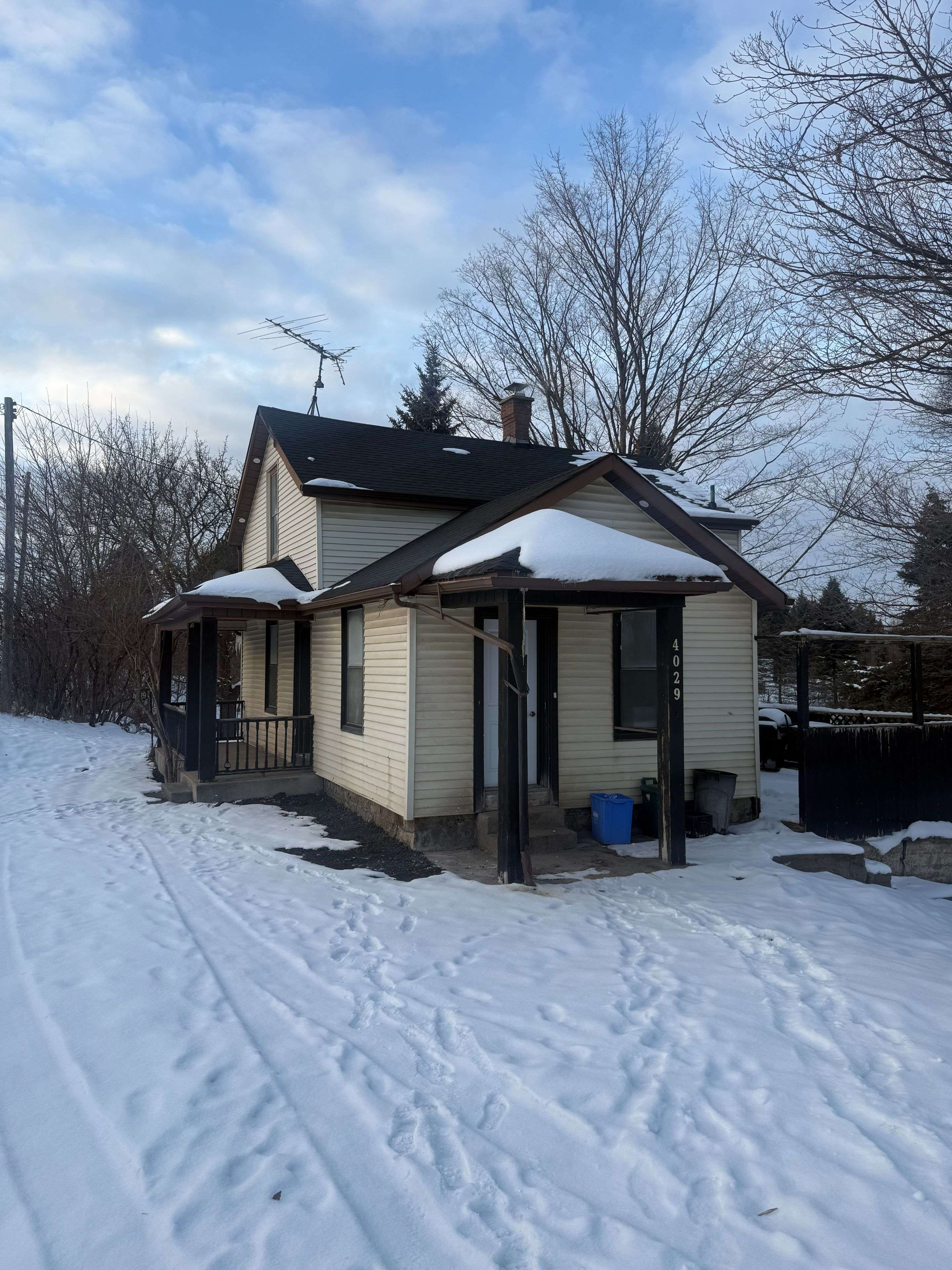 Puslinch, ON N1M 2W3,4029 Highway 6 FWY