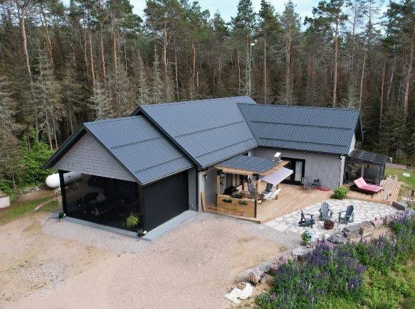 South River, ON P0A 1X0,679 Boulder RD