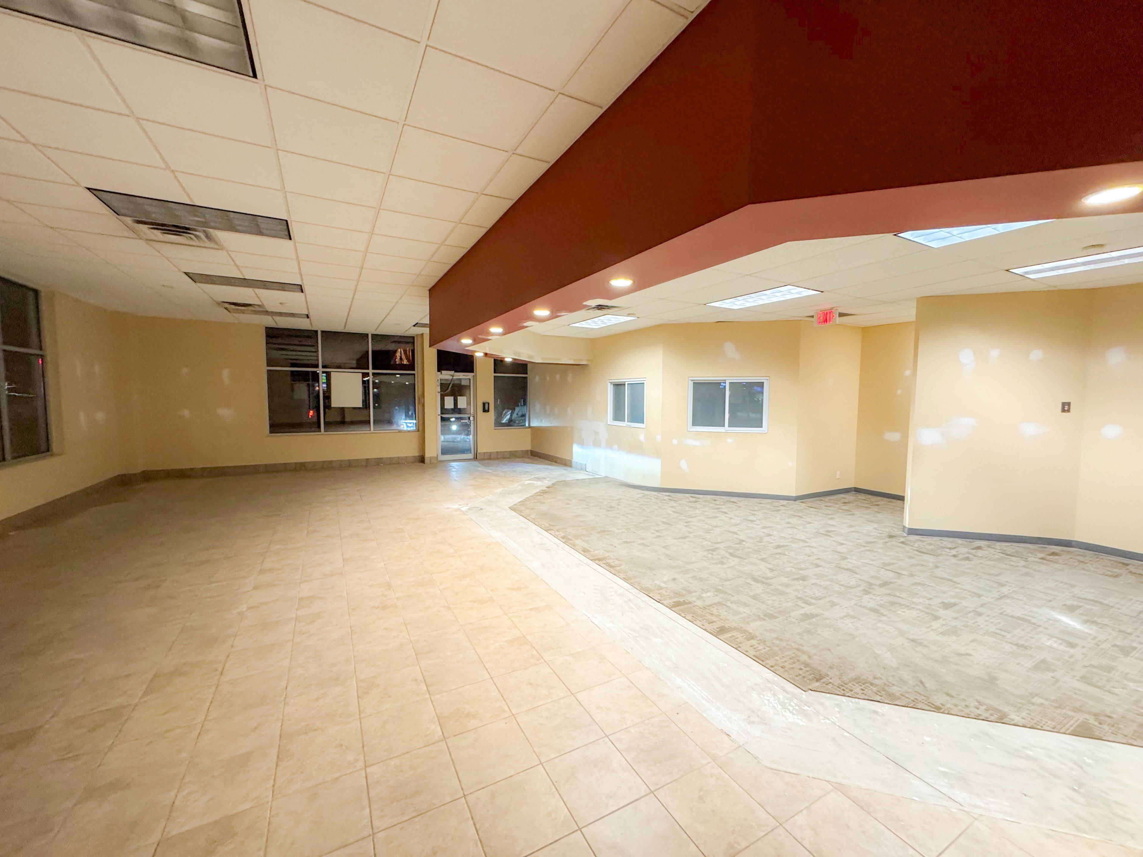 Windsor, ON N9C 0C7,1375 Huron Church RD #Unit A2